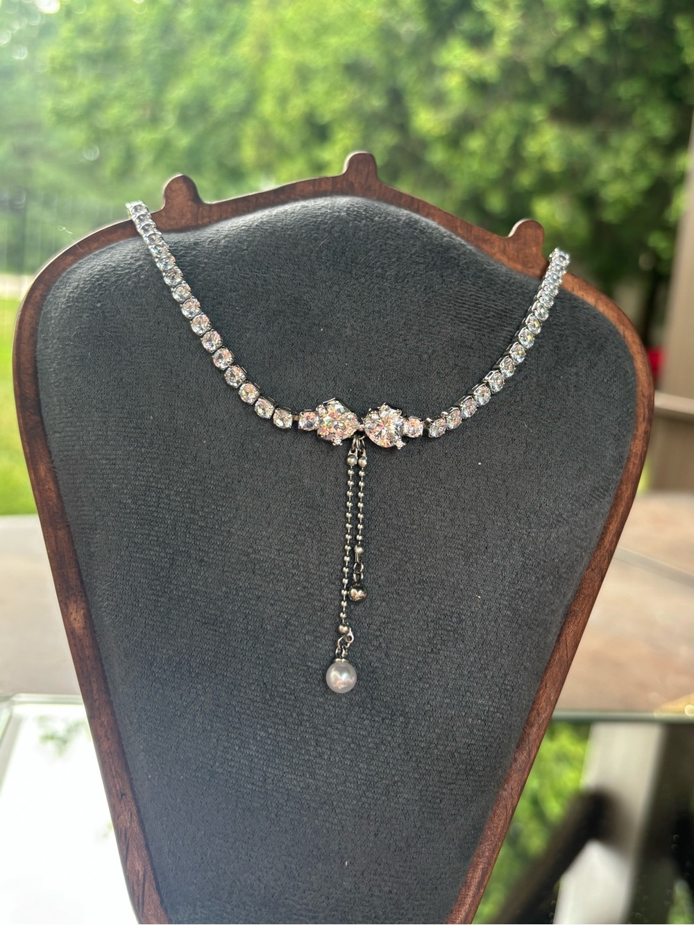 rhinestone bow choker - Picture 5 of 7